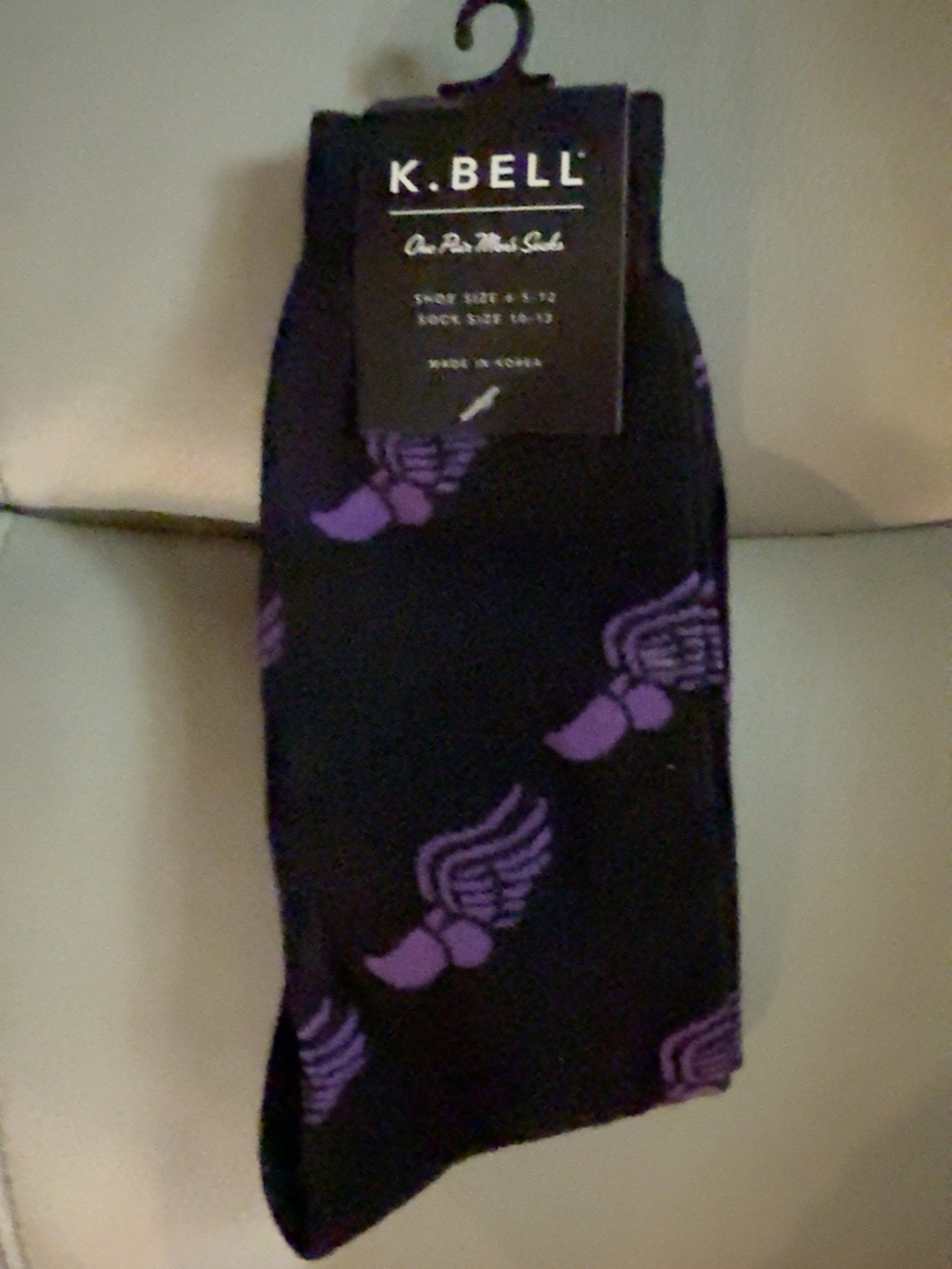 K. Bell Men’s Novelty Crew Socks Black Purple Winged Shoe Size 10-13 NWT